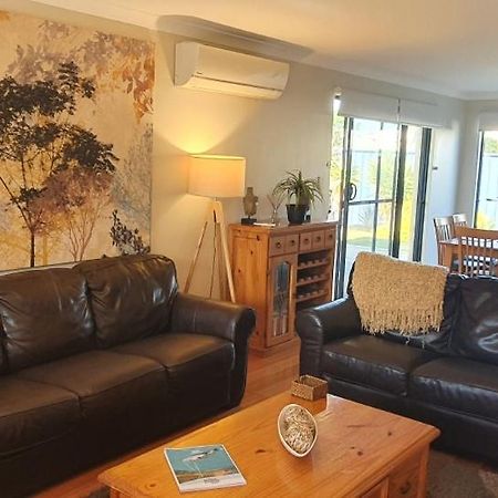 Palm Beach Manor Rockingham Zewnętrze zdjęcie